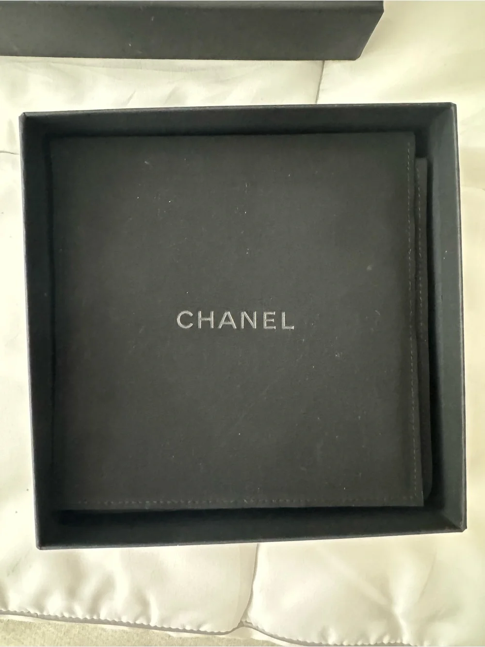 CHANEL classic pearl